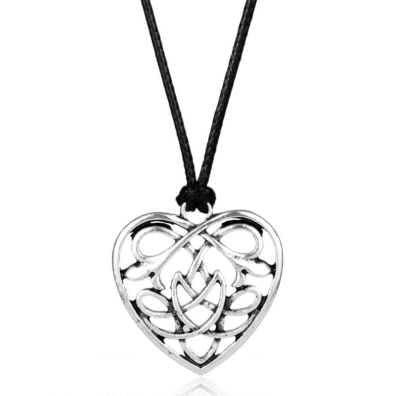 European And American Vintage Necklace Jewelry