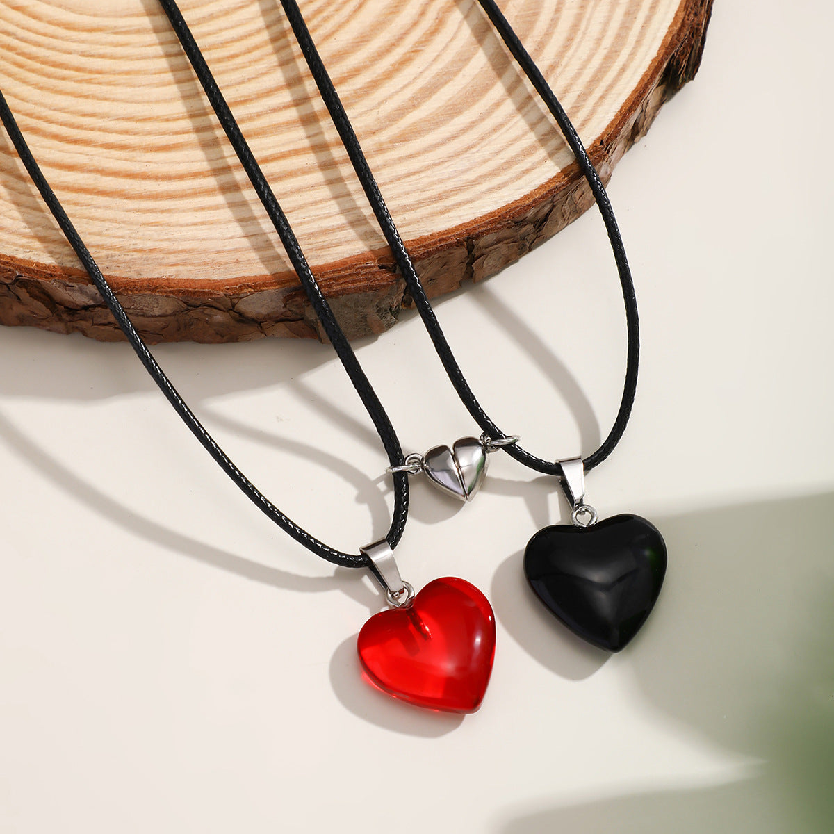 Retro Magnetic Fashion Love Necklace