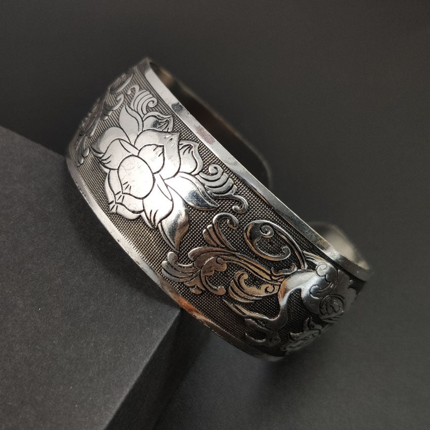 Thumb Ring