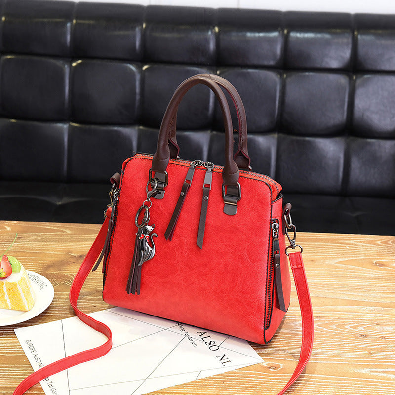 VINTAGE LEATHER HANDBAG