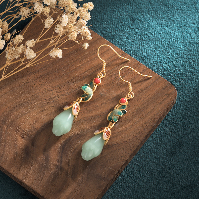 Gorgeous Vintage Dangling Earrings 