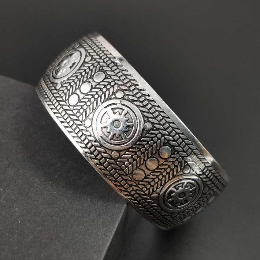 Thumb Ring