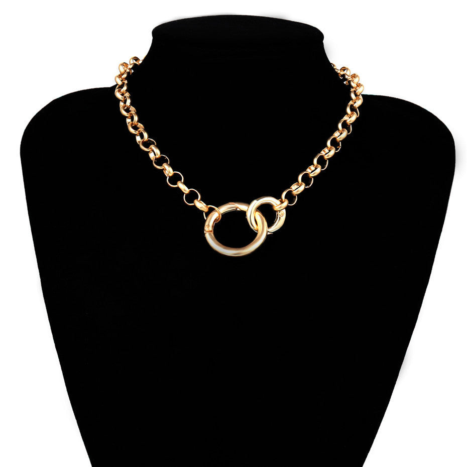 Hook and Chain Necklace 