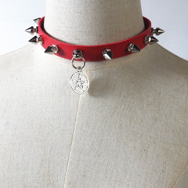 Studded Star Chocker 