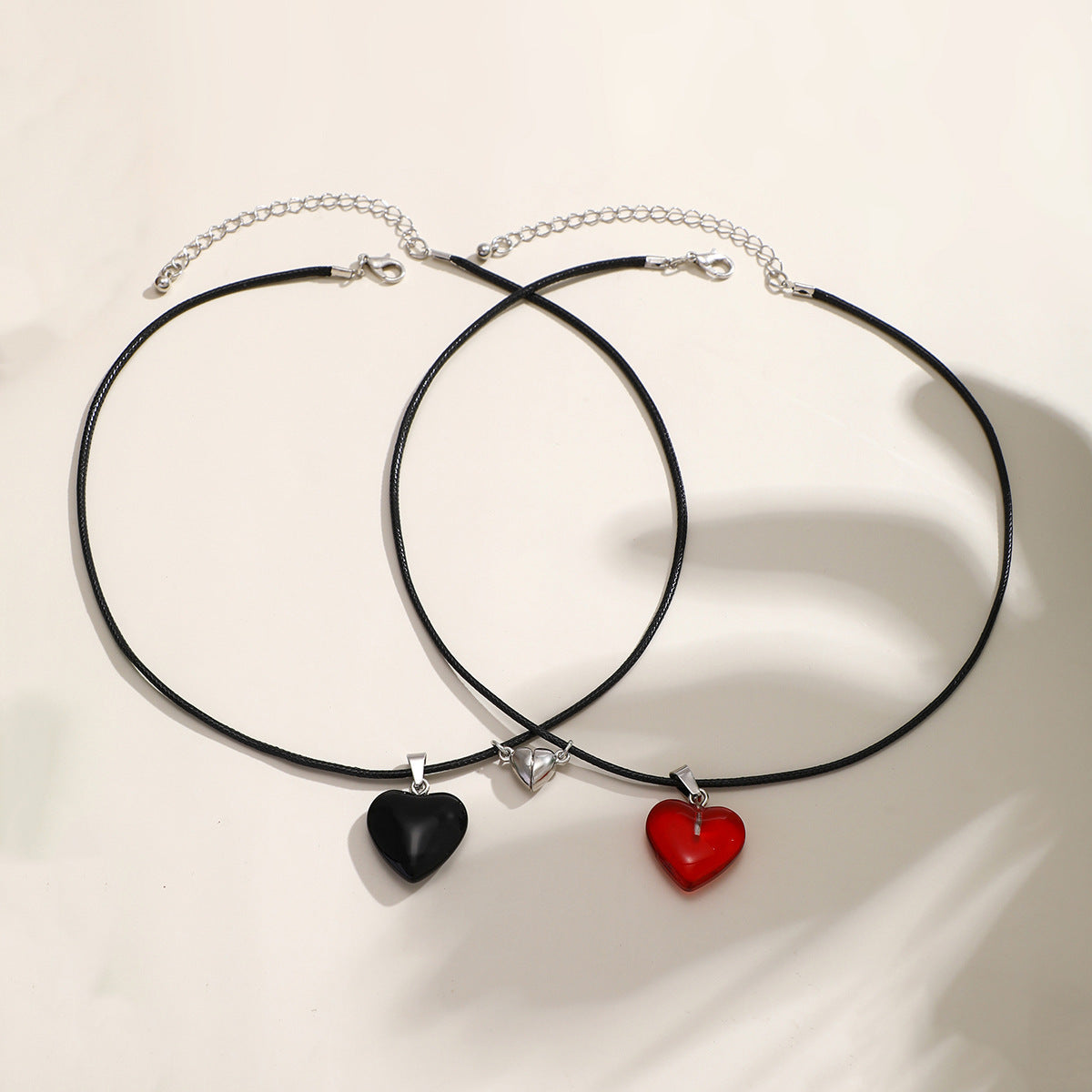 Retro Magnetic Fashion Love Necklace