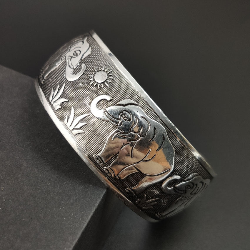 Thumb Ring