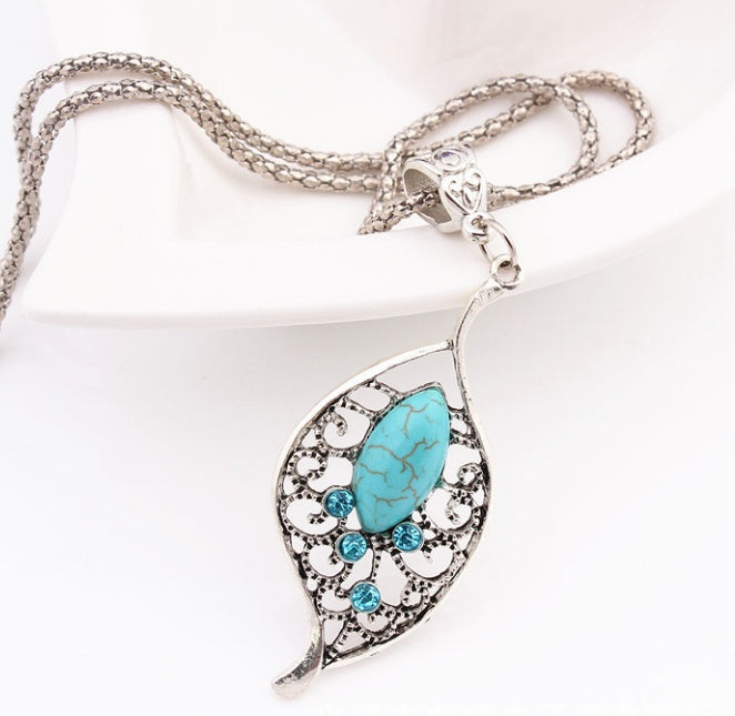 Exquisite Turquoise Leaf Necklace 