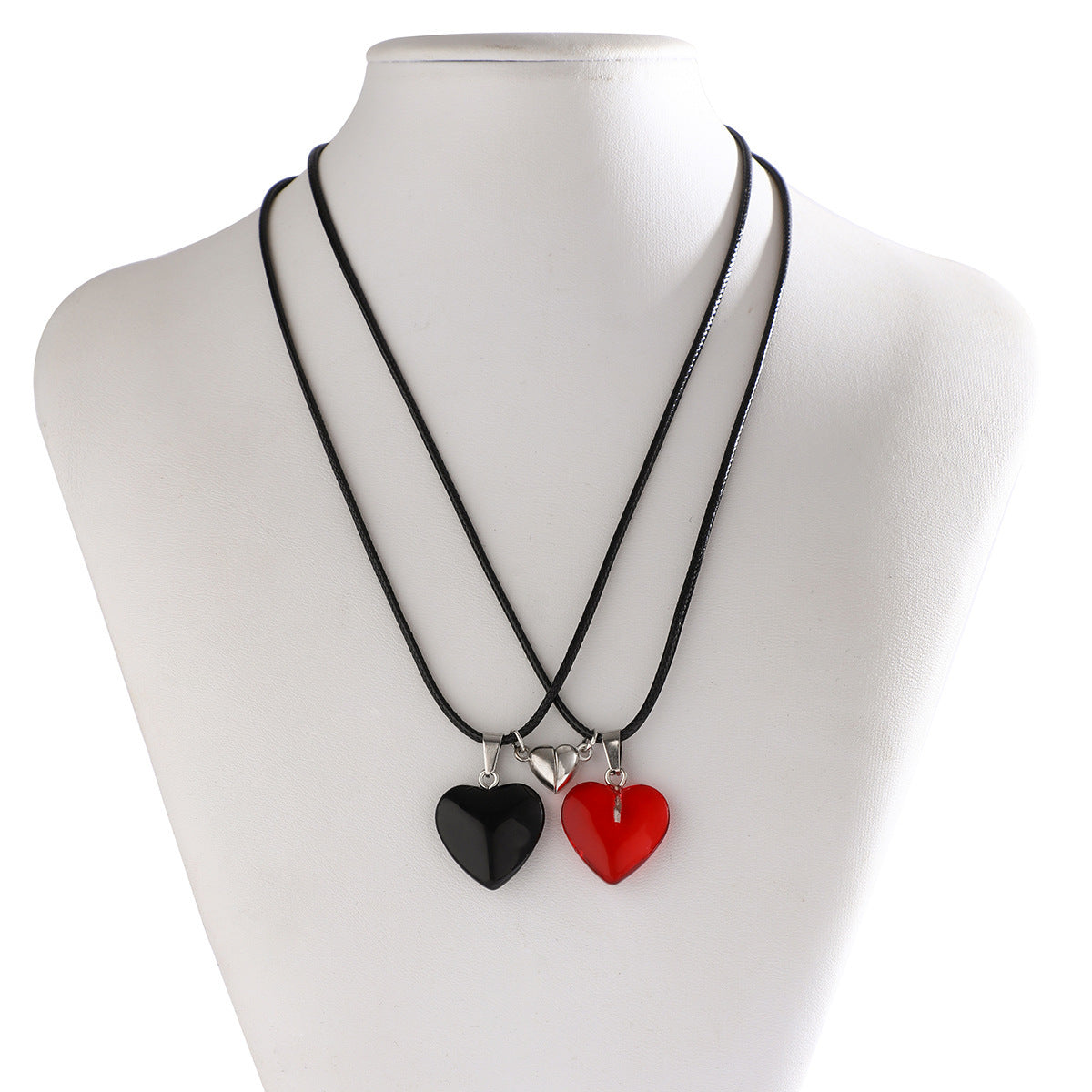 Retro Magnetic Fashion Love Necklace