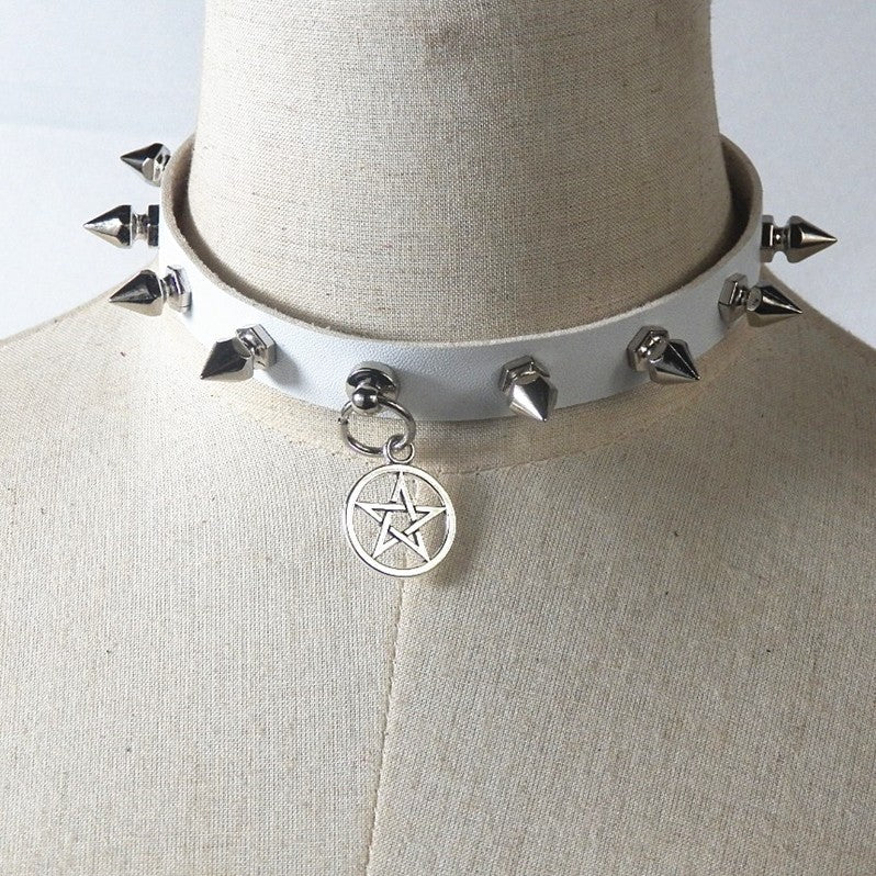 Studded Star Chocker 