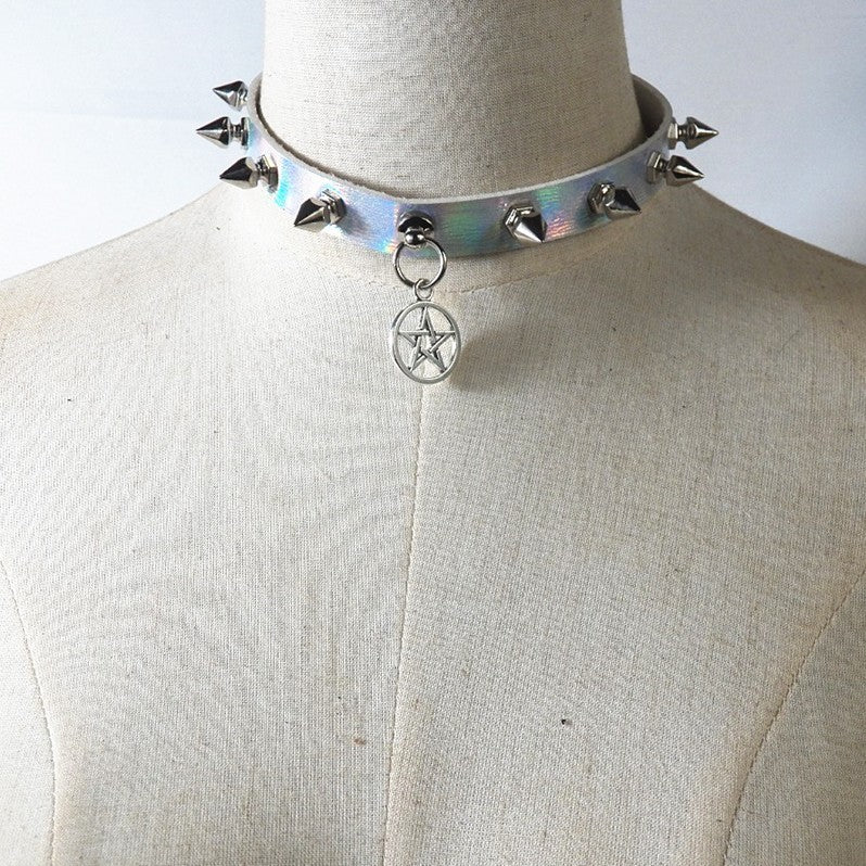 Studded Star Chocker 