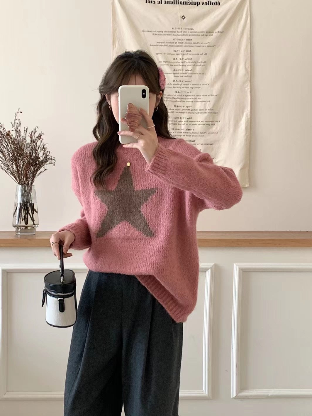 Retro Style Fashionable Simple Style Five-pointed Star Graffiti Round Neck Long Sleeve Sweater
