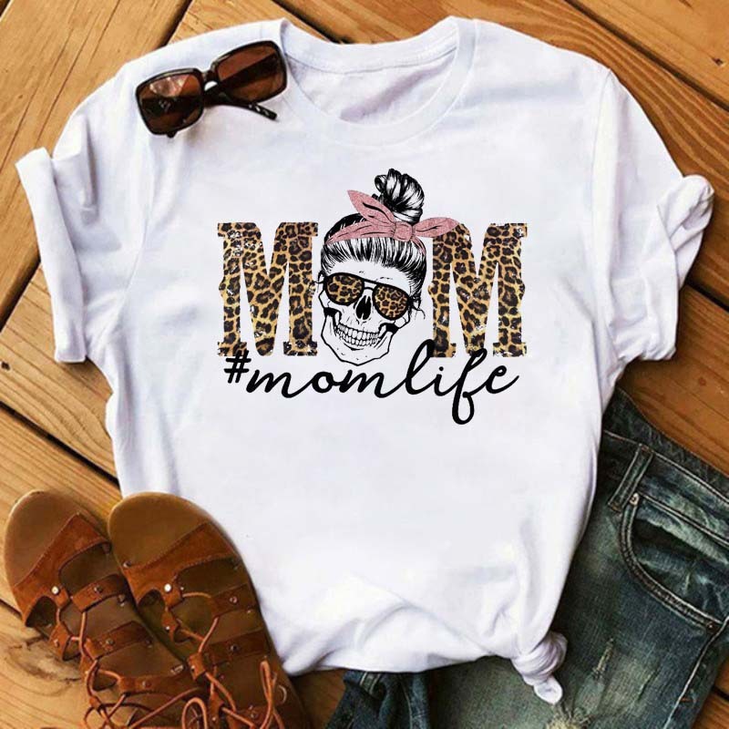 Mom life skull tee