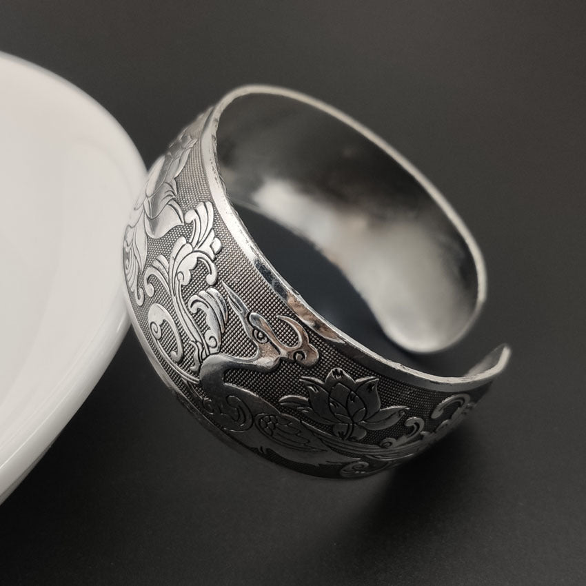 Thumb Ring